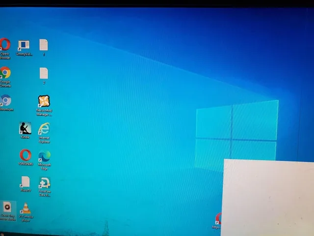 Why Is There a White Box on My Screen (2026 Complete Guide)